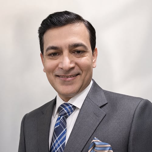 Adil-Razzak-SP-Jain-Global-EMBA-student