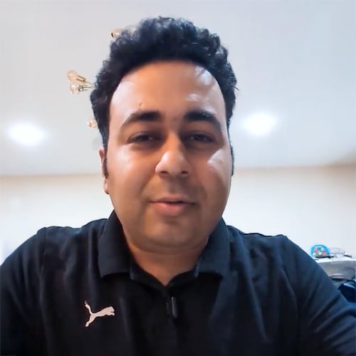 Gaurav-Nayyar-SP-Jain-Global-EMBA-student