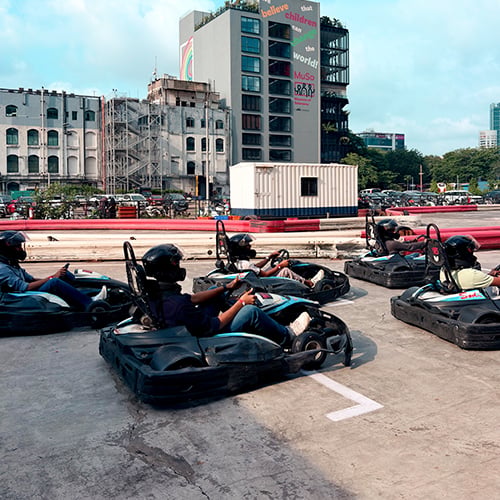 SP-Jain-Mumbai-MFWM-students-visit-SMAAASH-Kamala-Mills-1 SP-Jain-Mumbai-MFWM-students-visit-SMAAASH-Kamala-Mills-1