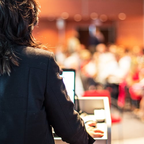 5.-Get-hands-on-training-in-AI-from-internationally-renowned-faculty