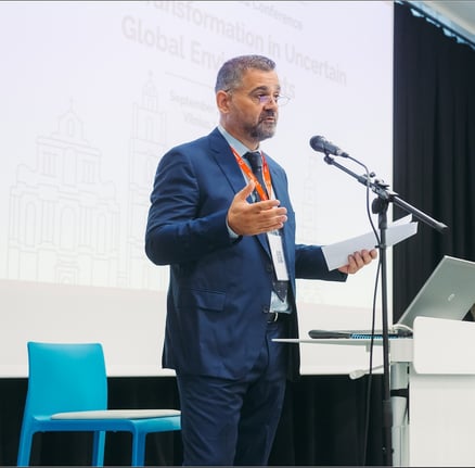 Dr-Demetris-Vrontis-Adjunct-Faculty-SP-Jain-Global-thought-leadrship-blog-on-cross-cultural-marketing-careers-1