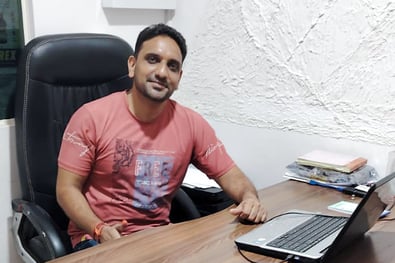 EMBA-startup-journey-Dreamoura-Founder-Niravkumar-Patel-SP-Jain-Global-alumni (3)