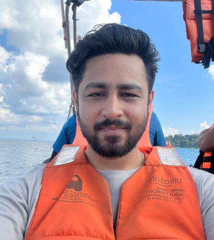 Feature-Image-Narendra-Gohil-SP-Jain-Global-EMBA-student-journey