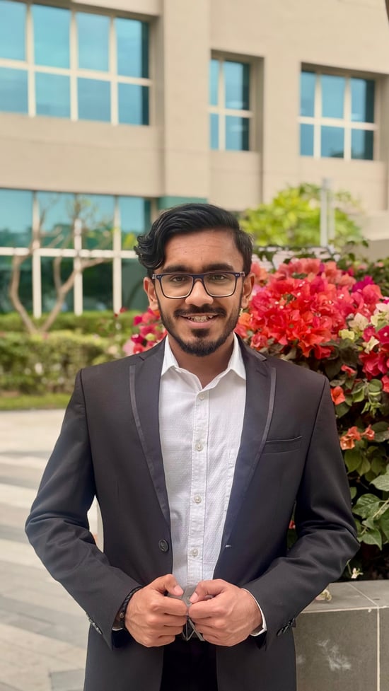 Feature-Image-Sainyam-Agarwal-SP-Jain-Global-BBA-student-life-experience-Mumbai-Dubai-Sydney-journey