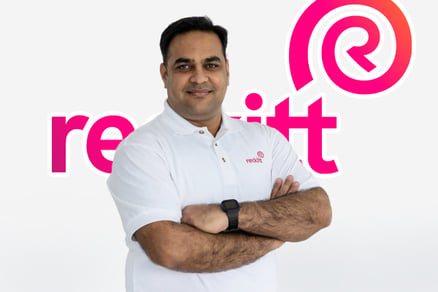Inside-image-emba-alumni-stories-leadership-transformation-govind-thakkar-reckitt-SP-Jain-Singapore (1)
