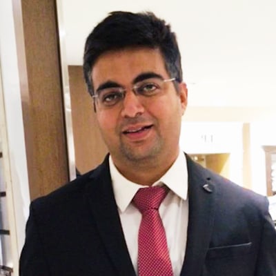Jaishankar-Talreja-sp-jain-global-faculty Jaishankar-Talreja-sp-jain-global-faculty