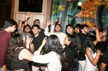 SP-Jain-MFWM-students-Farewell-Term-celebration-in-Buttterfly-High-2