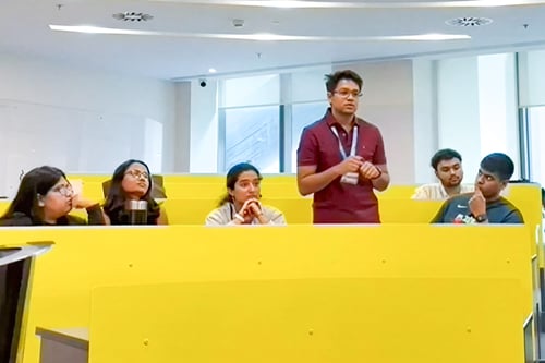 SP-Jain-MFWM-students-participated-in-dynamic-inter-programme-Oxford-style-debate-inside-images-2