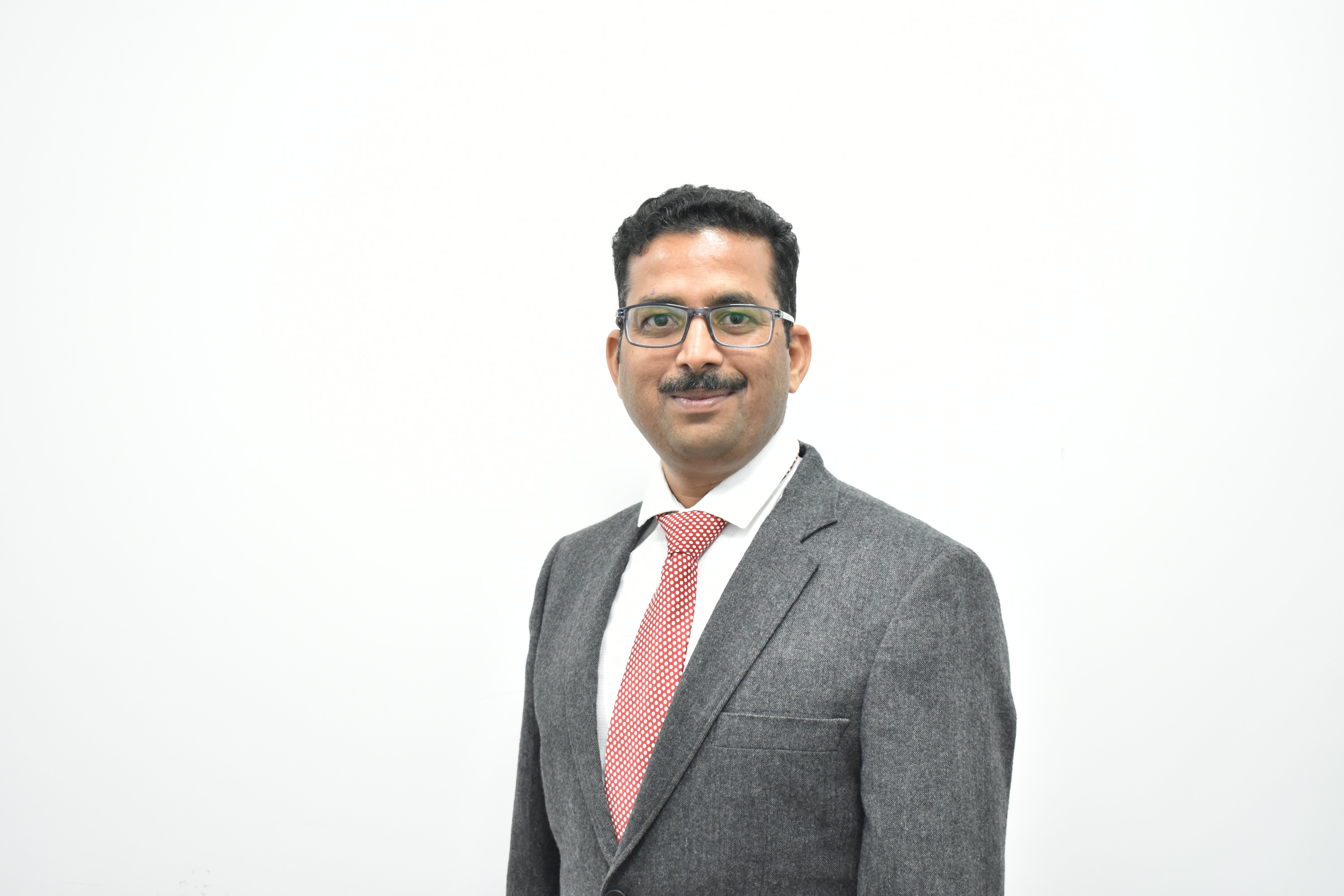 Dr Rakesh Kumar SP Jain Global DBA alumni stories blog