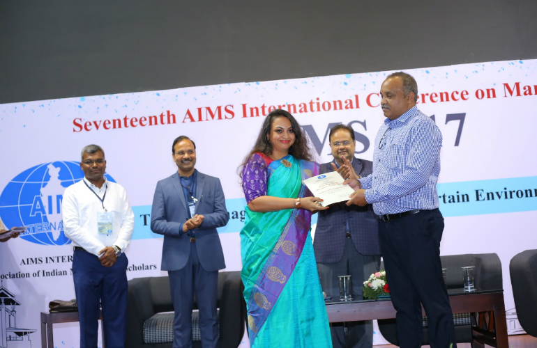 SP Jain’s Dr Smitha S Ranganathan wins the AIMS International Outstanding Young Management Teacher Award