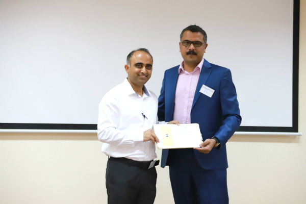 Amit Kapoor (EMBA Batch 42) was presented a certificate of participation by veteran Toastmasters TM Harish