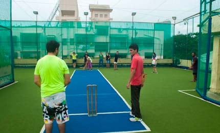 Rooftop Cricket – Bringing the BBA students in Mumbai closer together