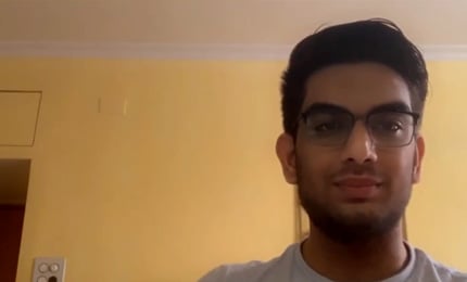 Rishabh Bhatia (BBA'19) shares his Year 1 experience in Singapore