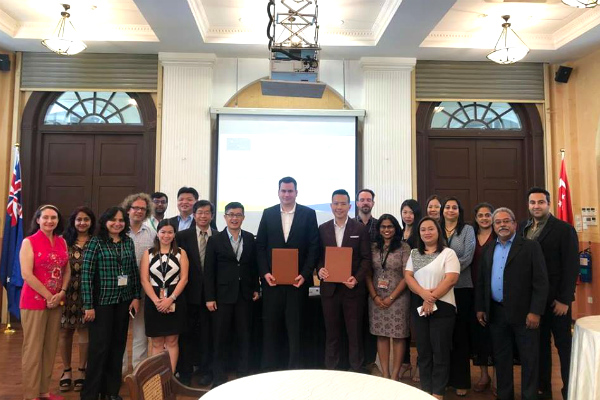 Staff and faculty of SP Jain with Mr. Matej Michalko, CEO & Founder of DECENT (centre), at the MoU signing ceremony held at SP Jain’s Singapore campus